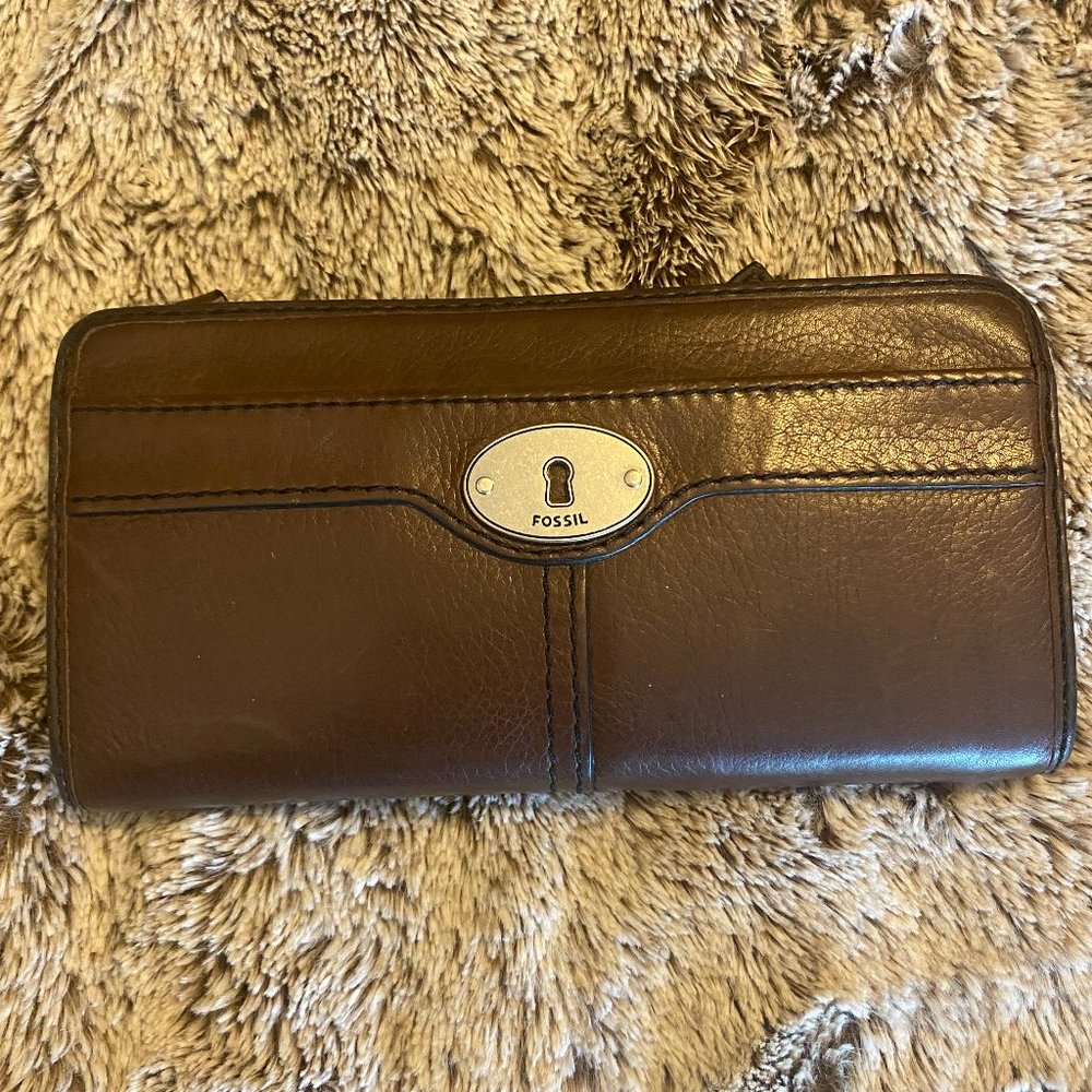 Fossil brown leather triple compartment wallet